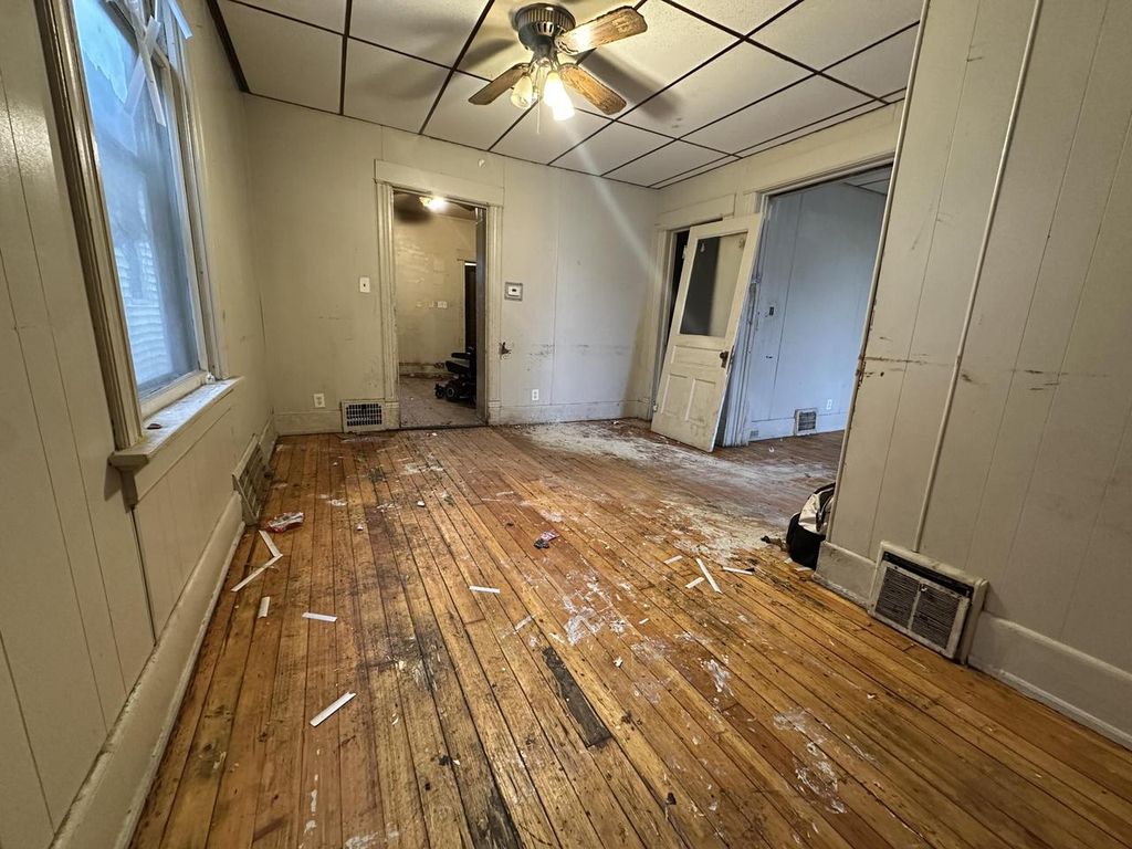 Photo of 2463 N 22nd STREET, Milwaukee, WI 53206 (MLS # 1944811)