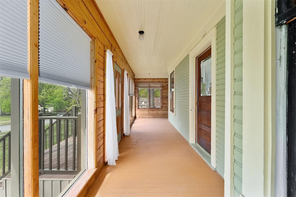 Photo of 1558 E Madison STREET, Eau Claire, WI 54703 (MLS # 1600078)