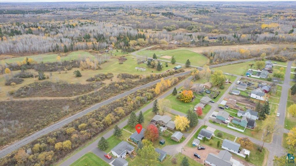 Photo of 6521 Hughitt AVENUE, Superior, WI 54880 (MLS # 6124425)