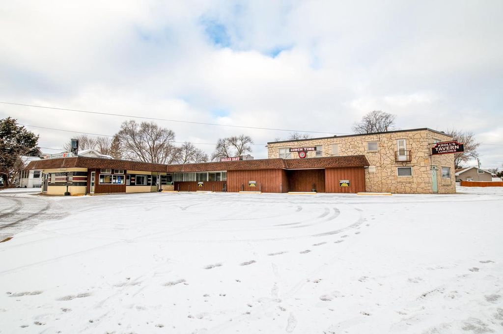 Photo of 1658 Main STREET, Green Bay, WI 54302 (MLS # 50322673)