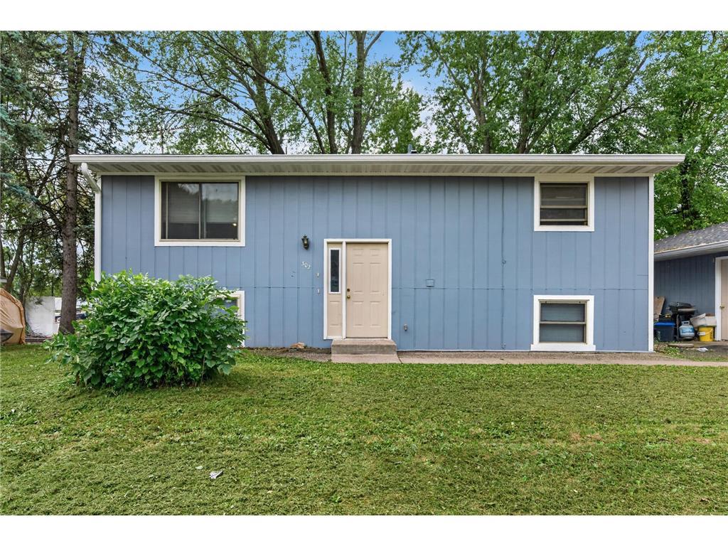 Photo of 302 W Maple STREET, Roberts, WI 54023 (MLS # 7151717)