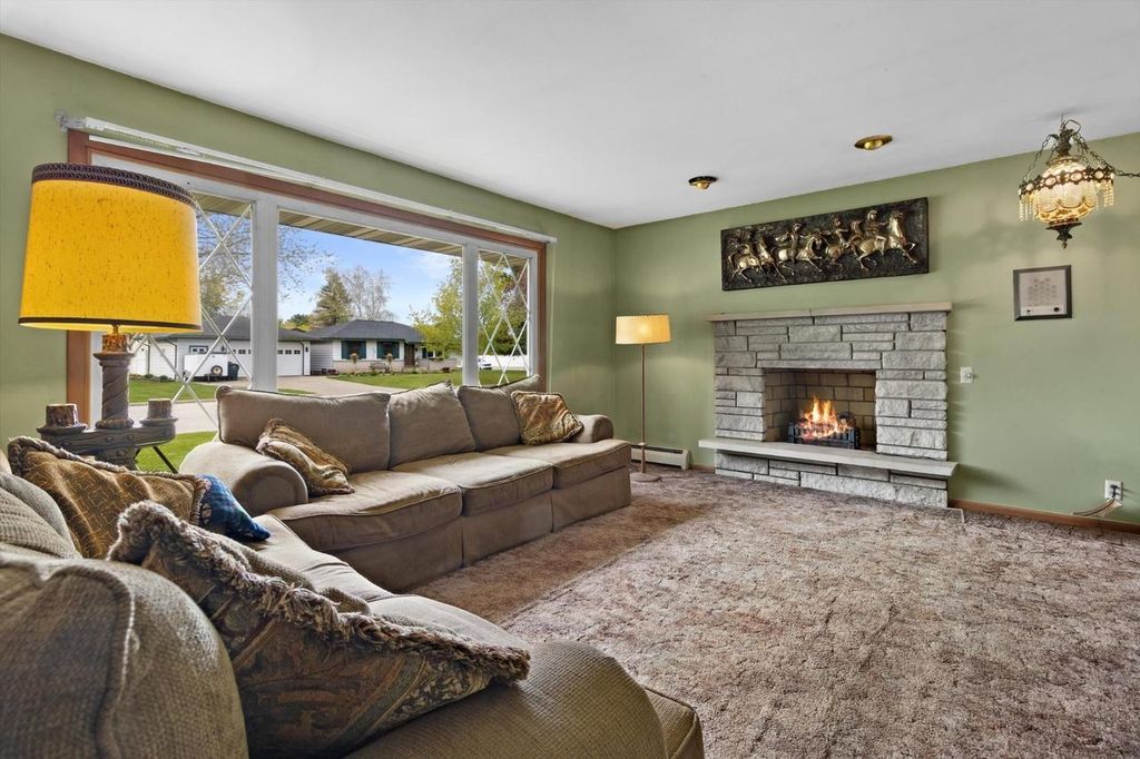 Photo of 211 Prairie AVENUE, Lake Mills, WI 53551 (MLS # 2022582)
