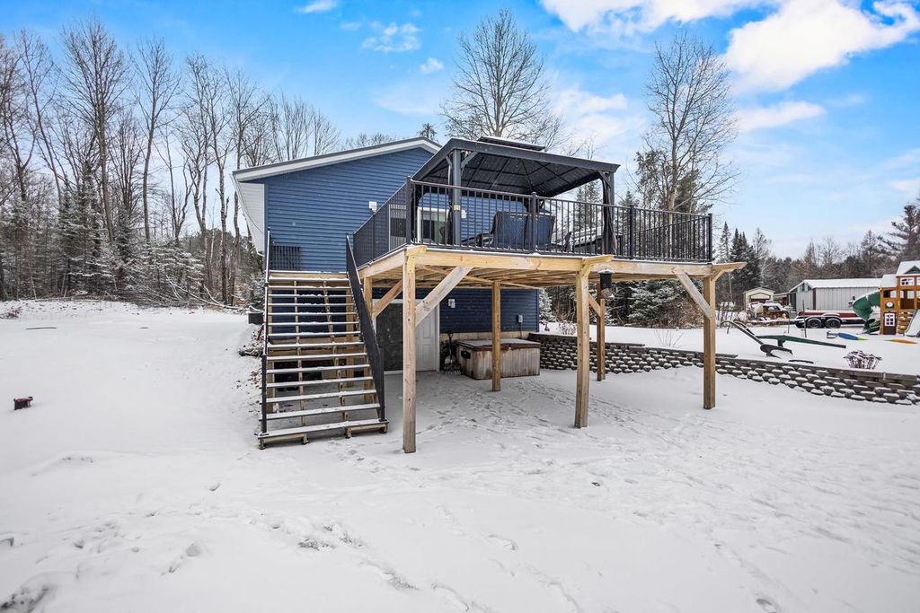 Photo of 7708 State Hwy 32, Gillett, WI 54124 (MLS # 50321260)