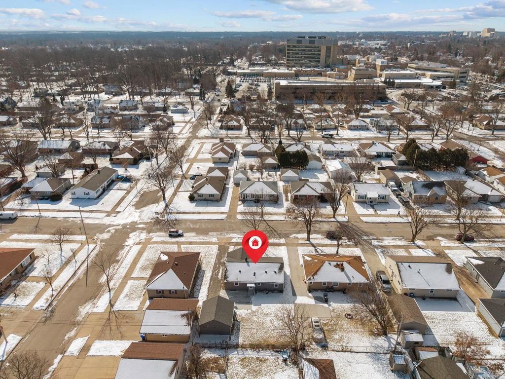 Photo of 920 E Marquette STREET, Appleton, WI 54911 (MLS # 50321771)