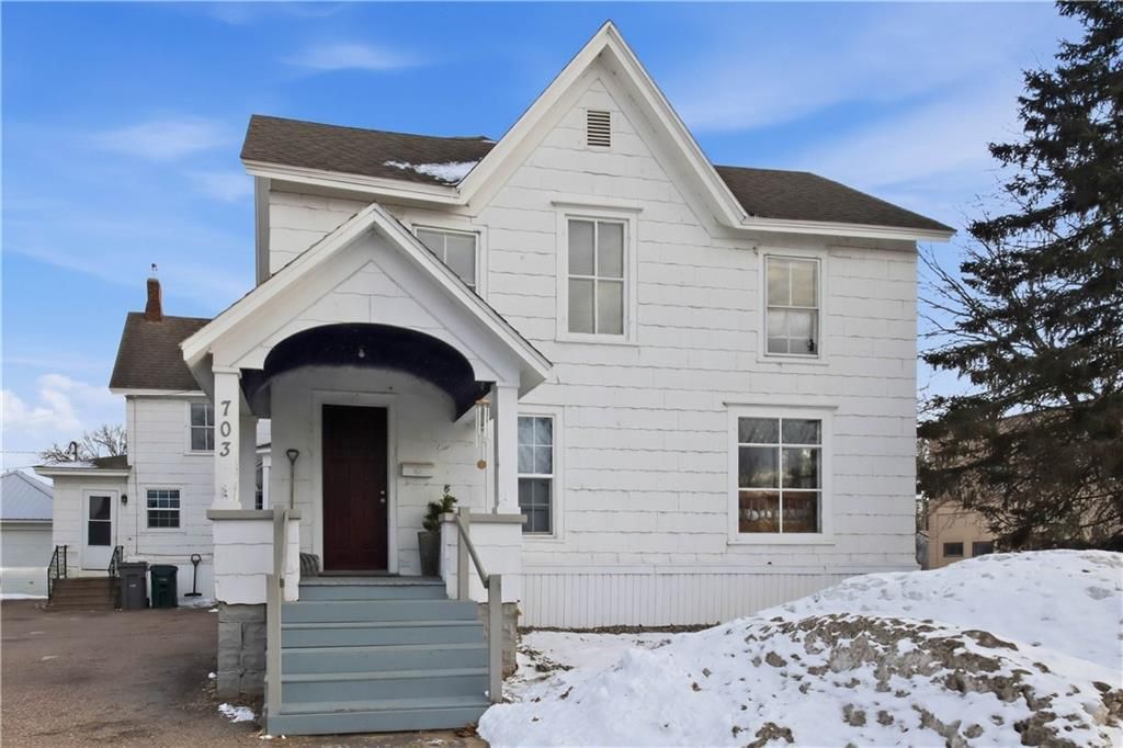 Photo of 703 Main STREET #2, Eau Claire, WI 54701 (MLS # 1596198)