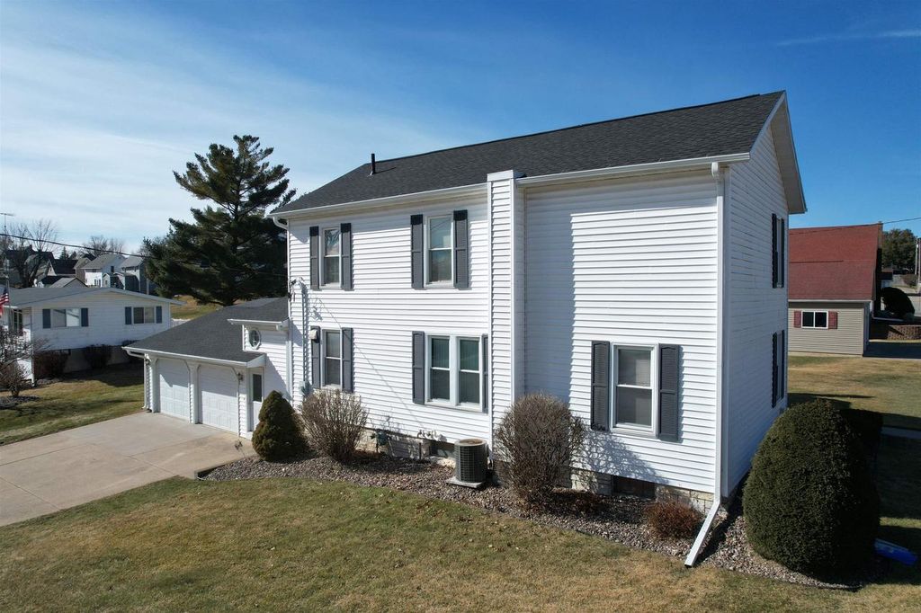 Photo of 135 E Birch STREET, Lancaster, WI 53813 (MLS # 2012412)