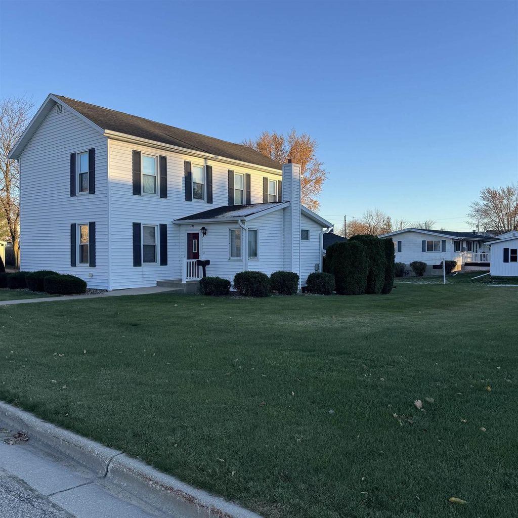 Photo of 135 Birch STREET, Lancaster, WI 53813 (MLS # 2012412)