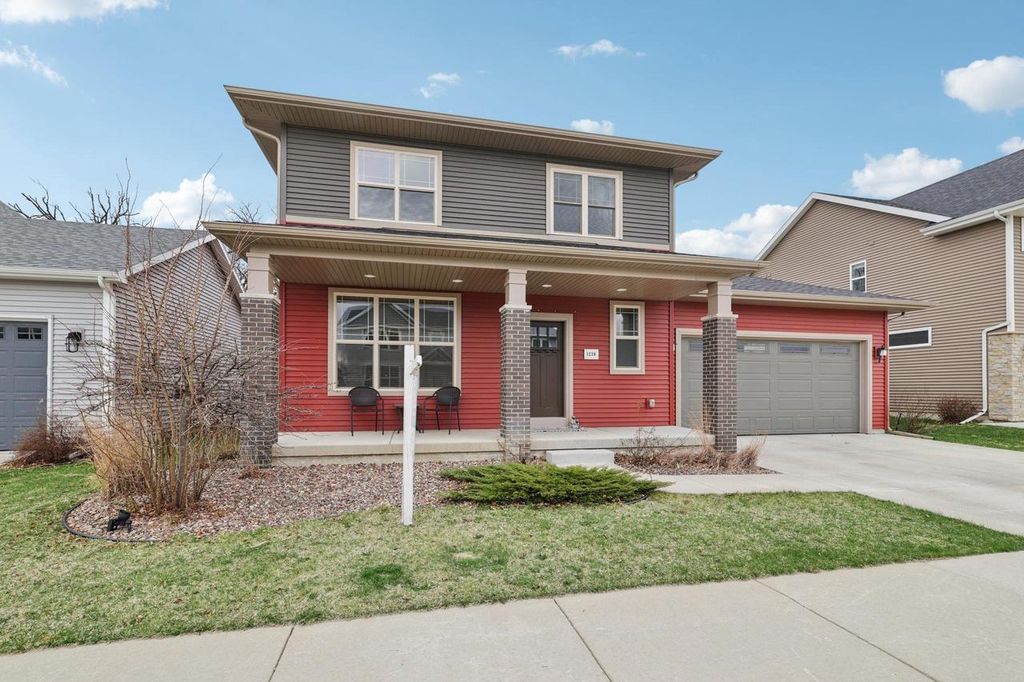 Photo of 1236 Twisted Branch WAY, Sun Prairie, WI 53590 (MLS # 2019570)