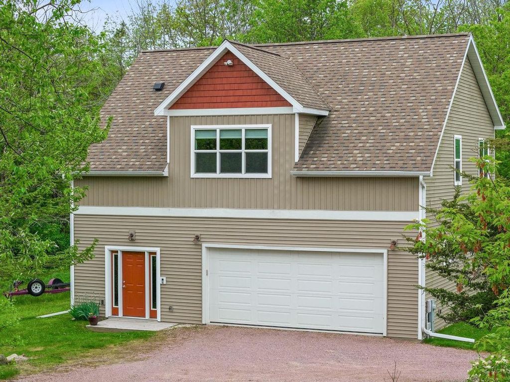 Photo of S5665 Devils Crown DRIVE, Baraboo, WI 53913 (MLS # 2024110)