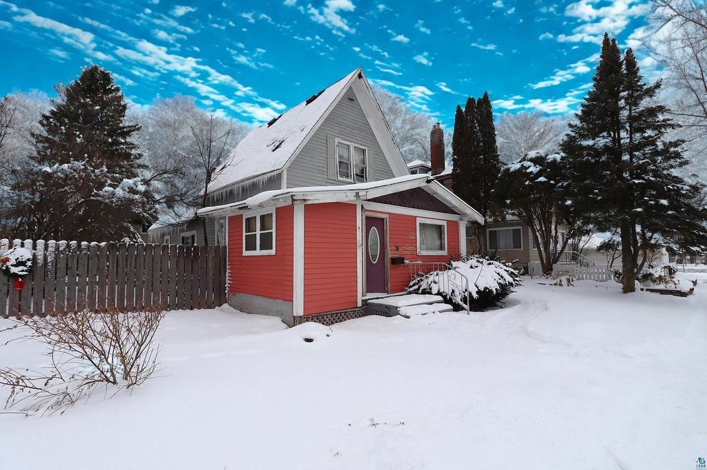 Photo of 611 Beaser AVENUE, Ashland, WI 54806 (MLS # 6124247)