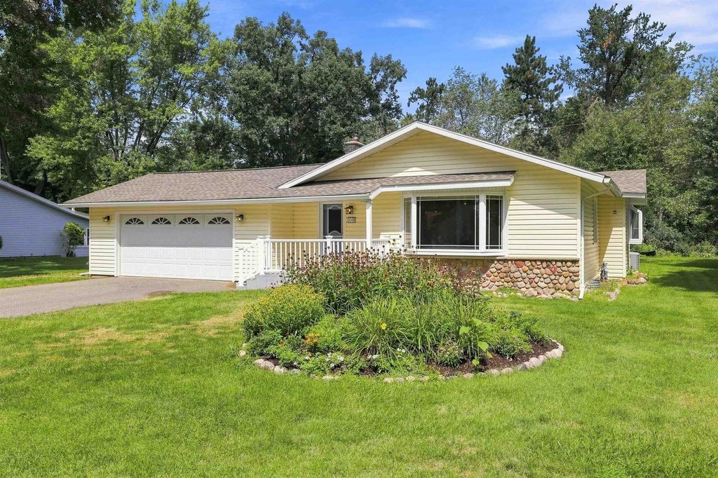 Photo of 416 Acorn STREET, Stevens Point, WI 54481 (MLS # 22604063)