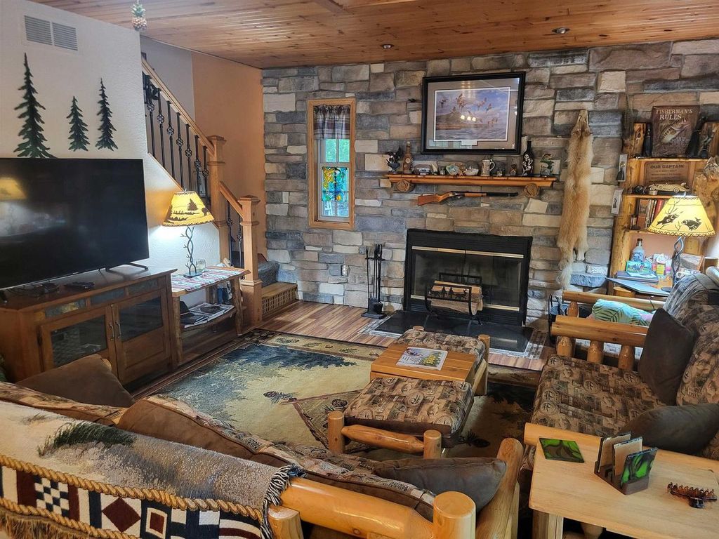 Photo of 1614 N Sugar Island ROAD, Oconomowoc, WI 53066 (MLS # 2023958)