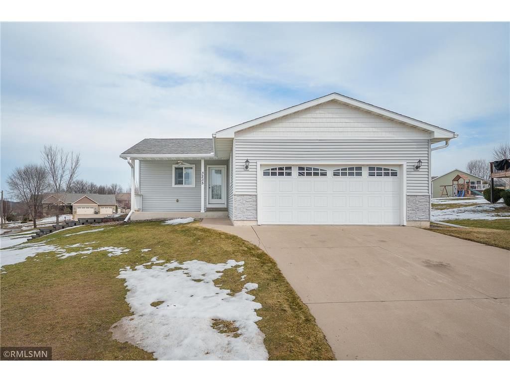 Photo of 3235 West Ridge DRIVE, Eau Claire, WI 54703 (MLS # 7022976)