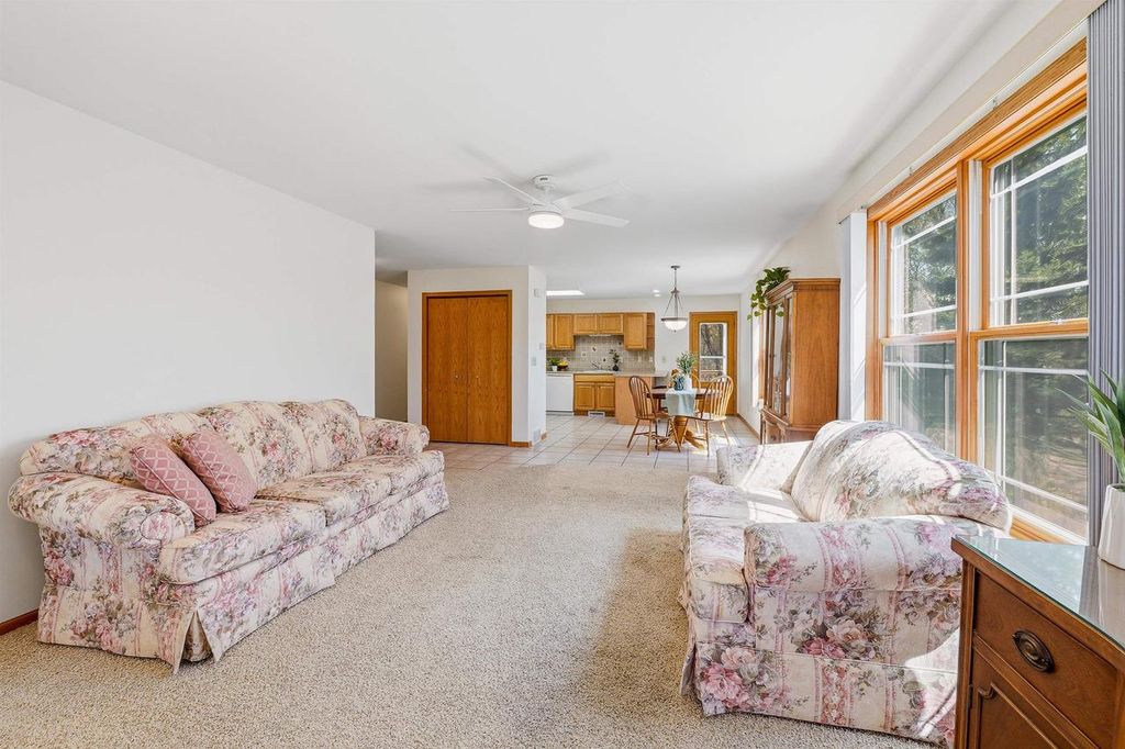 Photo of 507 Monroe STREET, Beaver Dam, WI 53916 (MLS # 2021282)
