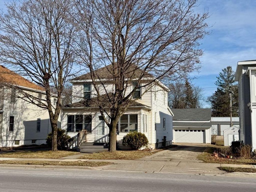 Photo of 208 N Main STREET, Lodi, WI 53555 (MLS # 2014746)