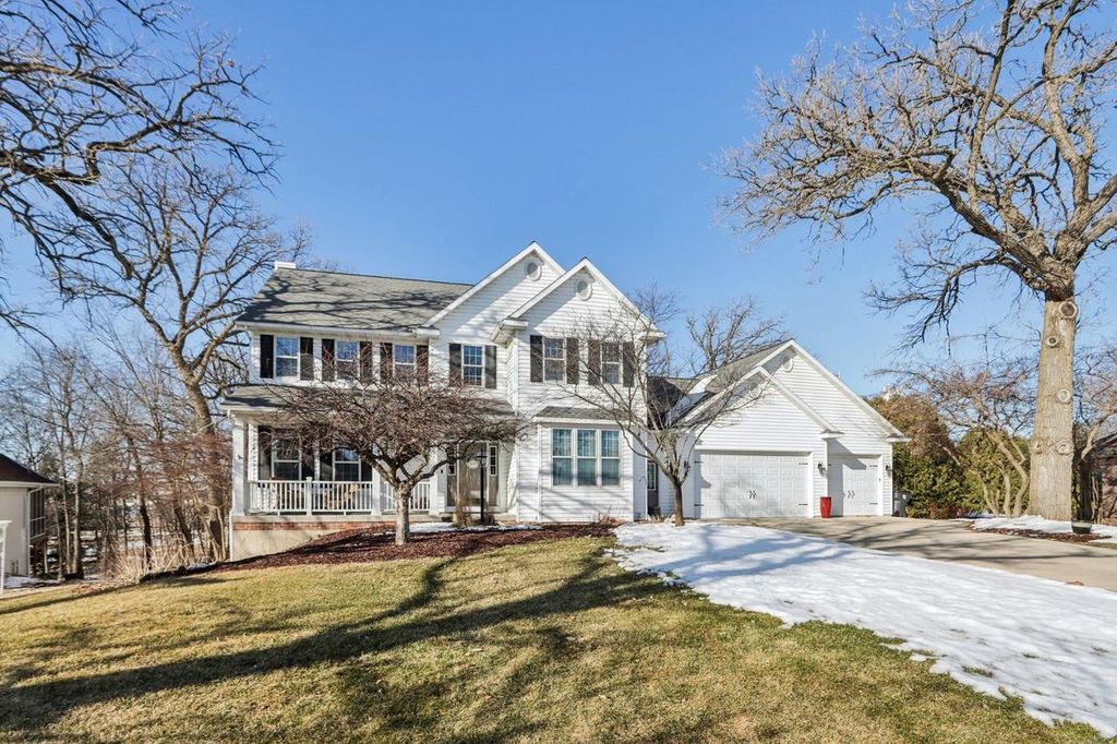Photo of 602 Woodhaven COURT, Cambridge, WI 53523 (MLS # 2016621)