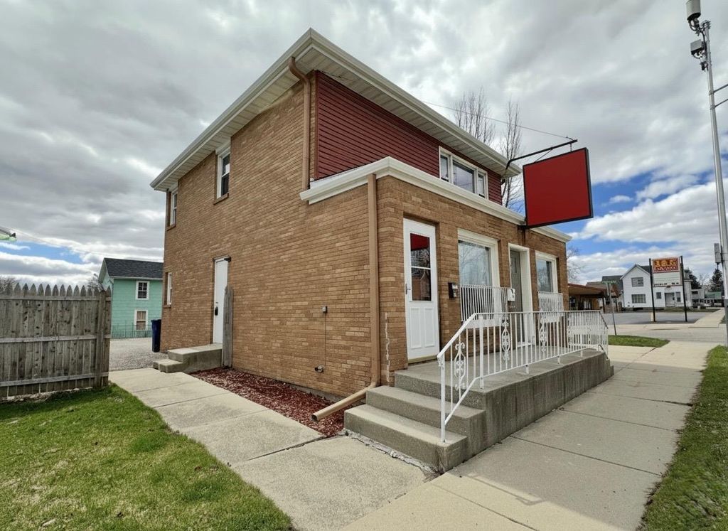 Photo of 1321 W Court STREET, Janesville, WI 53548 (MLS # 2014318)