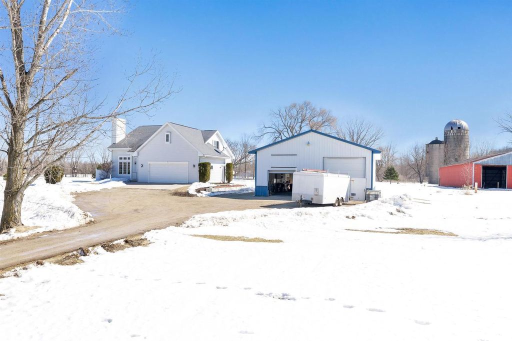 Photo of 7920 Midway ROAD, Lena, WI 54139 (MLS # 50322601)