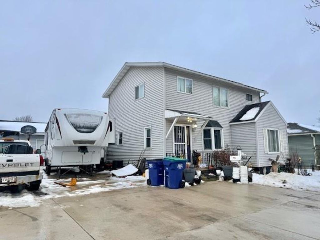 Photo of 1107 S 13th AVENUE, Wausau, WI 54401 (MLS # 22505847)