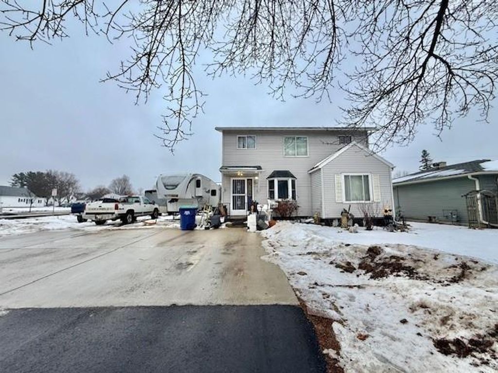 Photo of 1107 S 13th AVENUE, Wausau, WI 54401 (MLS # 22505847)
