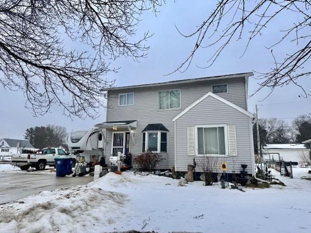 Photo of 1107 S 13th AVENUE, Wausau, WI 54401 (MLS # 22505847)