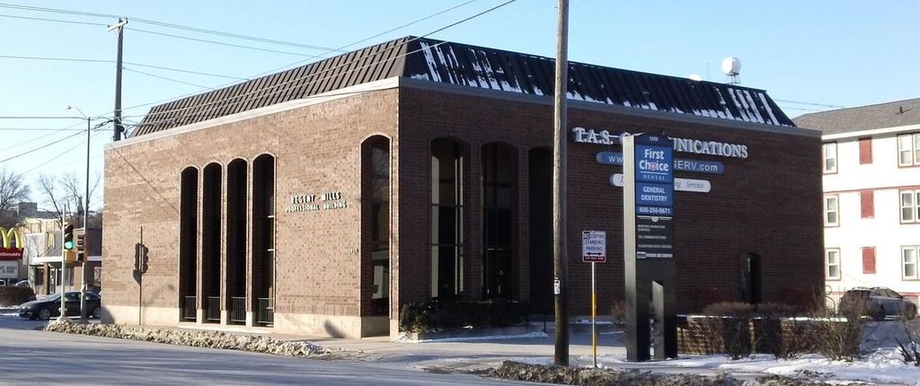 Photo of 1050 Regent STREET #L-4, Madison, WI 53715 (MLS # 2015692)