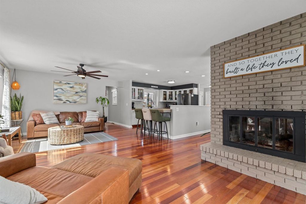 Photo of 1866 Cliffview COURT, Oshkosh, WI 54901 (MLS # 50322494)