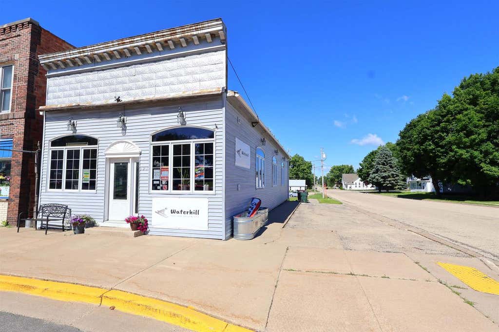 Photo of 297 N Center STREET, Livingston, WI 53554 (MLS # 2026343)