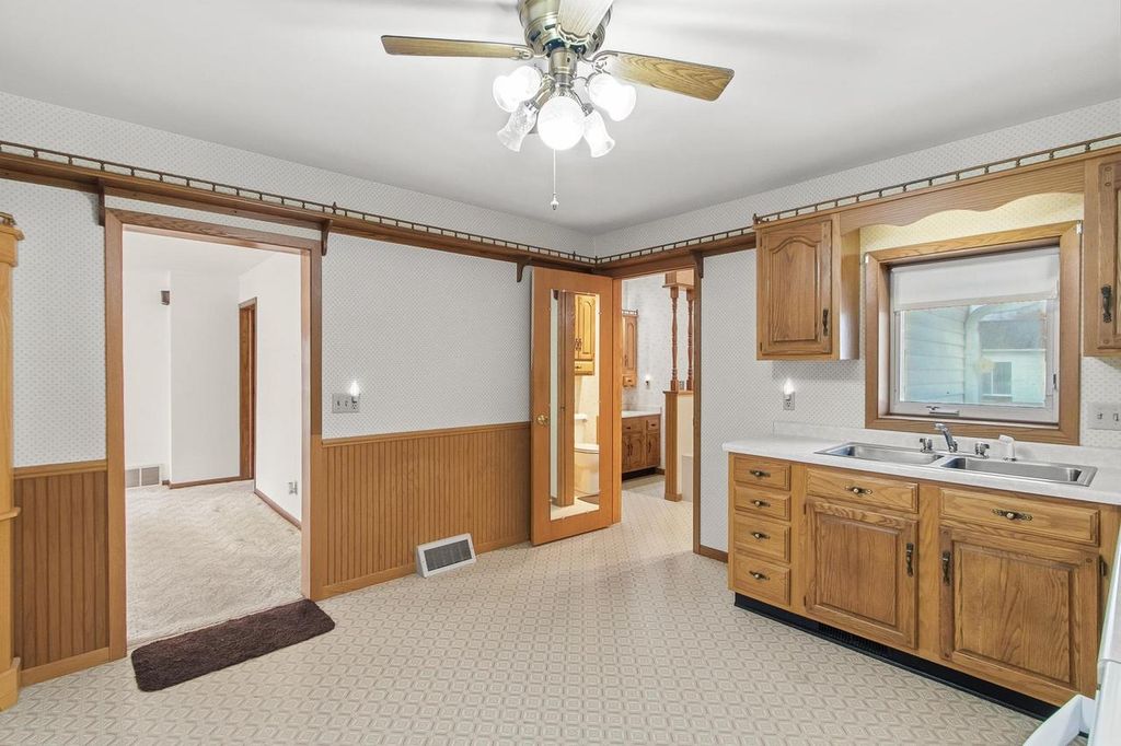 Photo of 132 E Marion STREET, Portage, WI 53901 (MLS # 2016516)