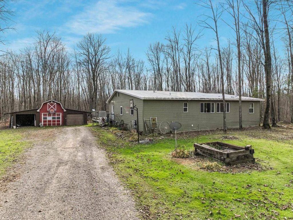 Photo of 7719 W Wears ROAD, Catawba, WI 54515 (MLS # 1596605)