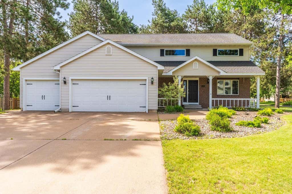 Photo of 5315 Beckman DRIVE, Wausau, WI 54401 (MLS # 22602537)