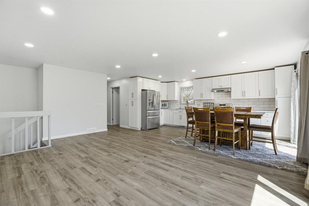 Photo of 166 Martin PLACE, Fond Du Lac, WI 54935 (MLS # 50325712)