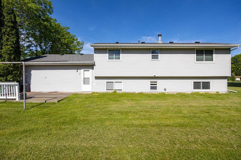 Photo of 3400 N Shawnee LANE, Appleton, WI 54914 (MLS # 50326380)