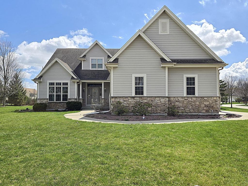 Photo of 9729 W Prairie Grass WAY, Franklin, WI 53132 (MLS # 1958719)