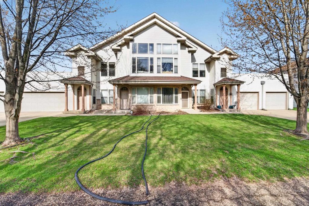 Photo of 6635 Windsor Commons AVENUE, Windsor, WI 53598 (MLS # 2021568)