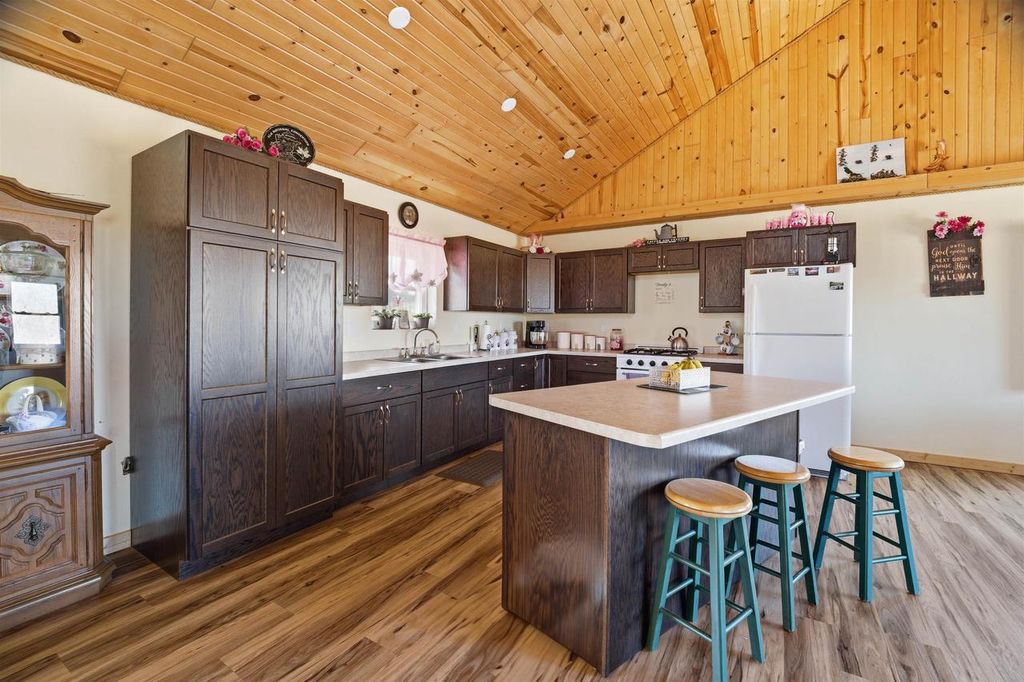 Photo of N5115 Meadowlark LANE, Shawano, WI 54166 (MLS # 50323470)