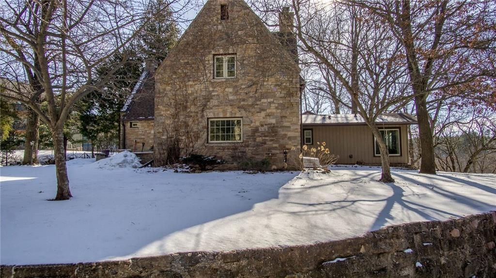 Photo of 3701 E Clairemont AVENUE, Eau Claire, WI 54701 (MLS # 1598828)