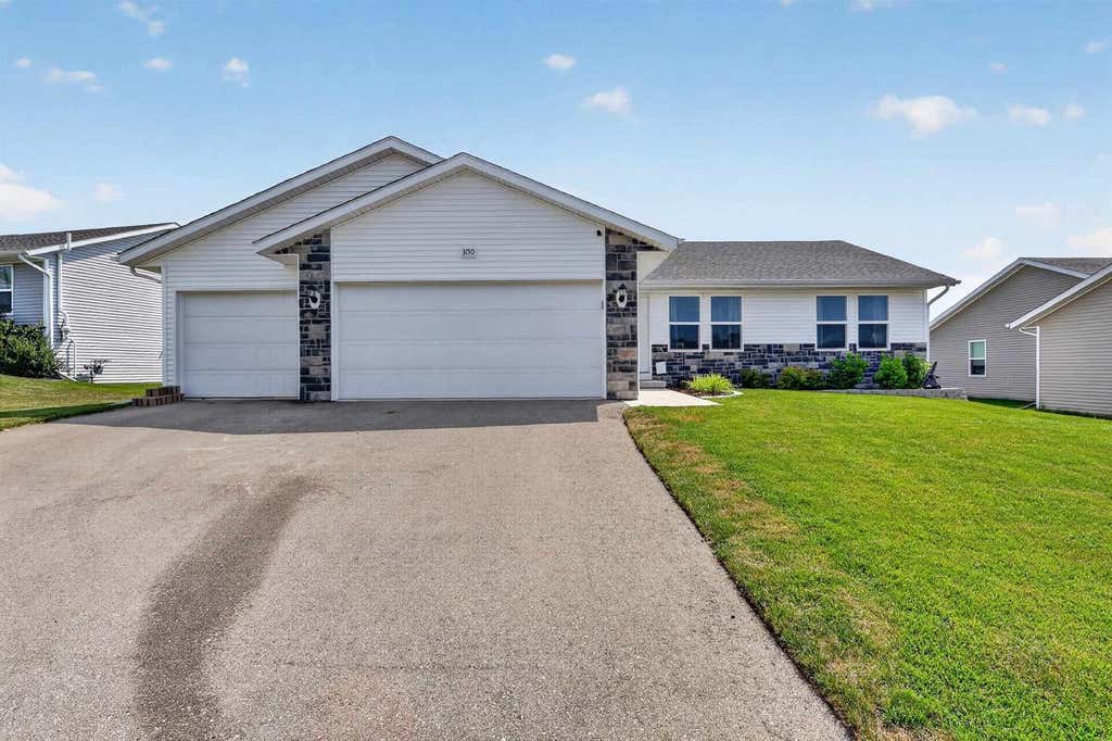 Photo of 3150 Emerald DRIVE, Janesville, WI 53546 (MLS # 2029936)