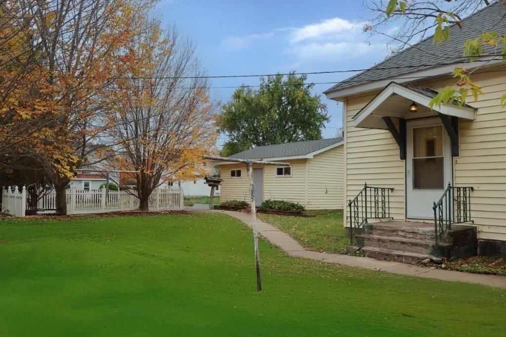 Photo of 516 Lake AVENUE, Ladysmith, WI 54848 (MLS # 1596541)