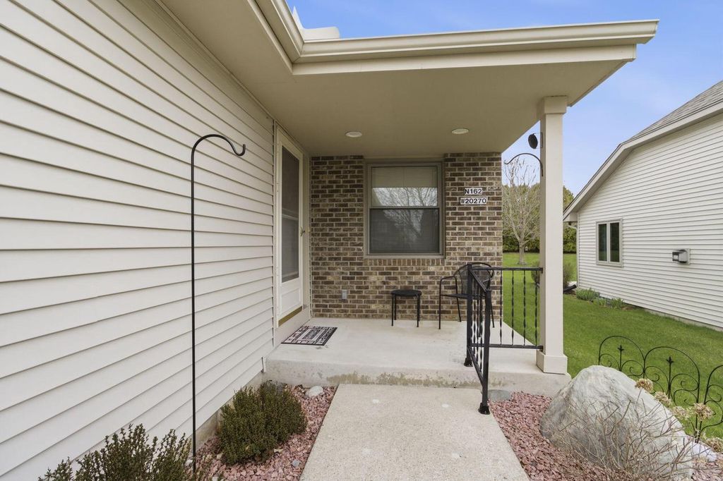 Photo of N162W20270 Butternut LANE, Jackson, WI 53037 (MLS # 1957674)