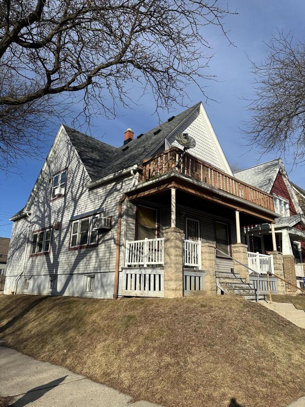 Photo of 600 E Burleigh STREET, Milwaukee, WI 53212 (MLS # 1951602)