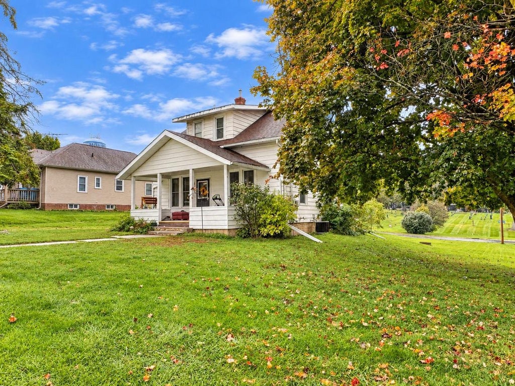 Photo of 1940 18th STREET, Hazel Green, WI 53811 (MLS # 2034403)