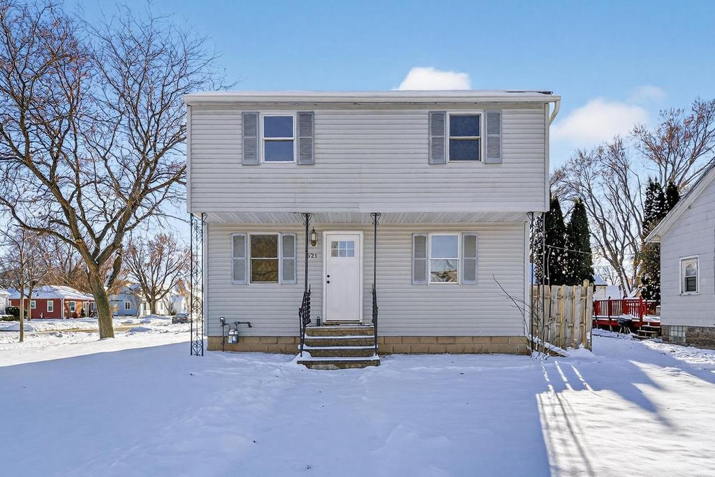 Photo of 521 E 2nd STREET, Kimberly, WI 54136 (MLS # 50318032)