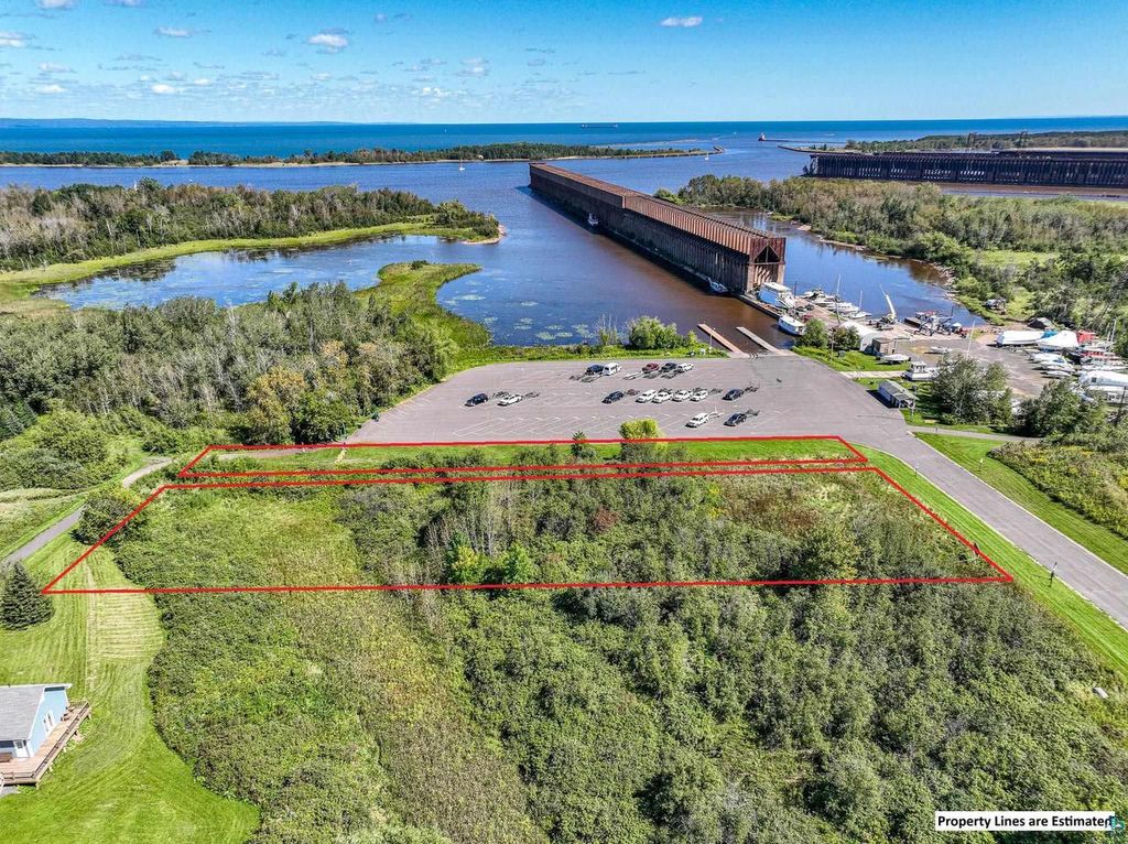 Photo of xx 30th Ave E, Superior, WI 54880 (MLS # 6124754)