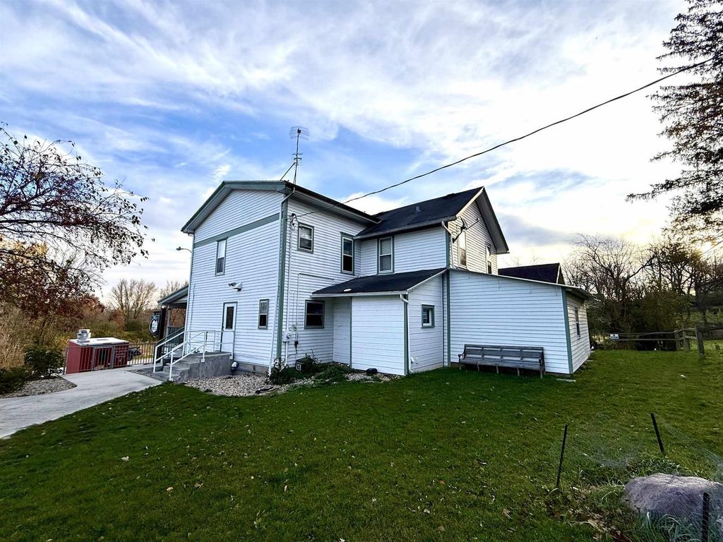 Photo of 8205 Klevenville Riley ROAD, Verona, WI 53593 (MLS # 2011541)