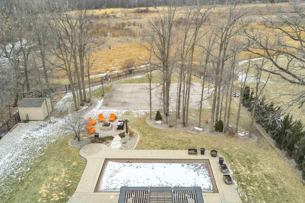 Photo of 1247 Folkestone DRIVE, Green Bay, WI 54313 (MLS # 50321516)