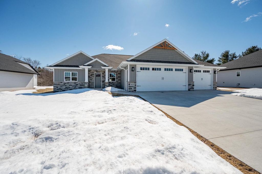 Photo of 4073 Brussels WAY, Green Bay, WI 54313 (MLS # 50322602)