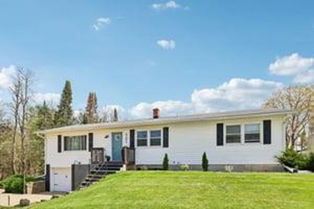 Photo of 501 E Albert STREET, Portage, WI 53901 (MLS # 2021655)