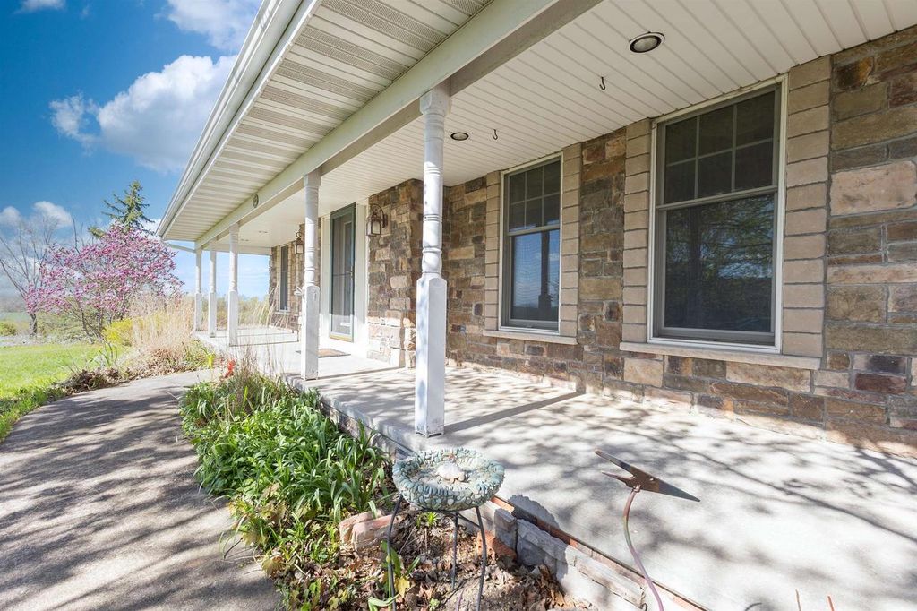 Photo of N490 Margaret COURT, Sherwood, WI 54169 (MLS # 50324936)