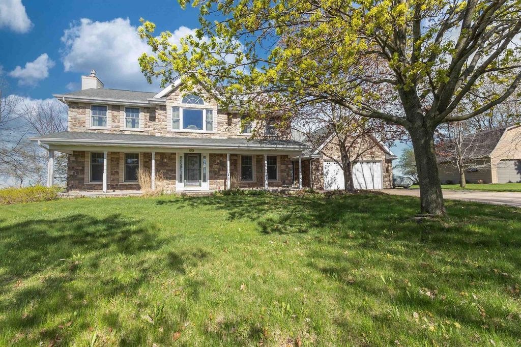 Photo of N490 Margaret COURT, Sherwood, WI 54169 (MLS # 50324936)